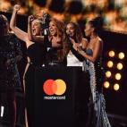 5c8aabd1250000580681870c