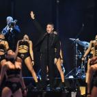 5c8aabd32500000d04c96d3f