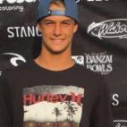 Zander Venezia, una de las mayores promesas del surf a nivel mundial, muri&oacute; el 6 de septiembre a los 16 a&ntilde;os en Barbados mientras practicaba su deporte en pleno hurac&aacute;n Irma. La noticia fue confirmada por la Liga Mundia...