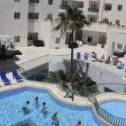 5c8aa1dc2400000a05a35d19