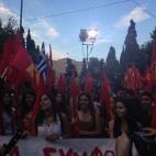 Protesta de afines al Partido Comunista local.