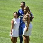 5c8af755360000a61b6c56fc