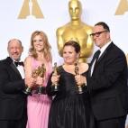 MEJOR PELÍCULA: Steve Golin, Nicole Rocklin, Blye Pagon Faust y Michael Sugar por Spotlight