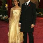 Su primera alfombra roja llegó con su primera nominación: en 2008 por Promesas del Este, que le arrebató Daniel Day-Lewis por Pozos de ambición. Además de con un traje rompedor y con una rosa roja en la solapa, acudió con su sobrina Sydney...
