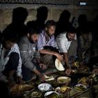 Cena de combatientes de la oposición en Alepo (Siria).