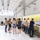 5c8b7765360000a61b6d27de