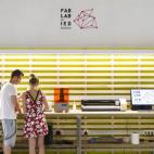 5c8b7766200000430470d5df