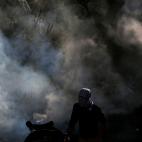 5c8a427b260000f903fe1c8a