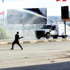 5c8a427c250000580680e7d0