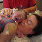 "Tenía una mezcla de incredulidad y miedo cuando lo tuve en brazos. Era un pequeño extraño que ya conocía desde hace tanto".