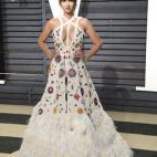 5c8ac8d3230000040123b34c