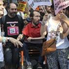 5c8b82e4240000f404a4e72c