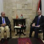 5c8b7dab200000430470e5f4