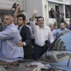 5c8a9c09250000bd05815eaa