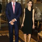 De visita de Estado en Francia, en una cena en la Embajada de París.