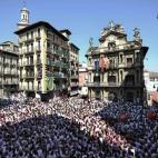 5c8b7dee24000093024d9e7d