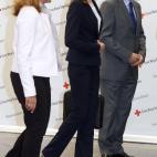 En una reunión de trabajo en la Cruz Roja