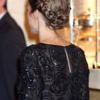 Detalle del peinado de la reina Letizia.