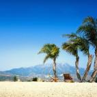 Este chalet "exclusivo y único" de una planta tiene 238 m2 edificados y 5500 m2 de terreno, según su vendedor. Tiene vistas "magníficas" hacia el Pantano y hacia el Parque Natural de Tejada. El vendedor señala que ya no se permite edificar e...