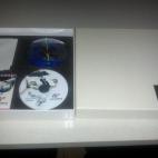 El Gran Turismo 4 es un videojuego de hace más de una década, pero este es especial, asegura el vendedor. "Único, sólo hay 4000 unidades en el mundo". Eso sí, usado. Y va firmado, aunque no indican por quién.