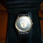 Regalo de un miembro del Dream Team de Estados Unidos en los Juegos Olímpicos de Barcelona de 1992. Usado no más de 10 veces, según el vendedor, aunque no explica qué se entiende por "uso" de un reloj.
