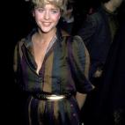 5c8b81a62300007f0124e827