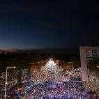 5c8ac777250000520681bb52