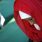 5c8b1372250000e203c9fc2a