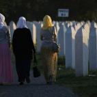 5c8b1374240000f7054ccadc