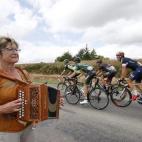 Desempolvar tu viejo acordeón y llevártelo a la carrera para que se le quite el polvo.