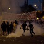 5c8b63e2250000e203ca8bc2