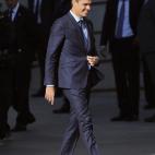 El presidente del Gobierno, Pedro Sánchez, a su llegada al Congreso de los Diputados, en el que se celebra esta mañana la solemne conmemoración del 40 aniversario de la Constitución, un 6 de diciembre en que coinciden, de forma excepcional, ...