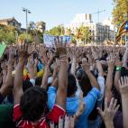 La movilizaci&oacute;n en la calle ha sido una de las bazas m&aacute;s fuertes del independentismo. Una sensaci&oacute;n de horror e indignaci&oacute;n recorr&iacute;a toda Catalu&ntilde;a tras el 1-O, especialmente por la actuaci&oacute;n polic...