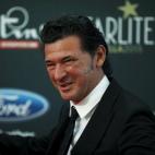 5c8b67eb3b000054066d8217