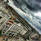 Otro de las grandes tiendas de departamentos en Oxford Street aprovechó su 150 aniversario para crear un nuevo espacio en su área comercial, el Roof Garden (el jardín en el tejado). En este nuevo espacio se puede tomar un helado o un sándwic...