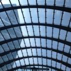 Esta es una nueva área comercial en la zona de Canary Wharf aprovechando la confluencia de varias estaciones de transporte, una de metro Canary Wharf de la Jubilee line y tres del tren ligero DLR (Docklands Light Railways), Canary Wharf, Heron...