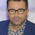 En el programa Sálvame Deluxe se dio esta conversación en los pasillos entre Jorge Javier Vázquez y Risto Mejide: Mejide: "He sido votante del PSOE. Retiro ese voto hasta que el PSOE apoye la consulta en Cataluña". Vázquez: No conviene ab...