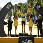 5c8b794622000030001affc0