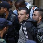 5c8aa26c230000040123638d