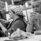 5c8b60e0230000dd04249469