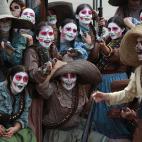 5c8ac2662500000704c99897