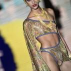 En el desfile de Andrés Sarda en la 60ª edición de Mercedes-Benz Fashion Week Madrid, primavera/verano 2015.