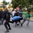 5c8b7f9b230000d50424e36d