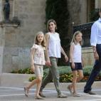 5c8af750360000c81a6c56f8