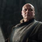 Varys parece muy serio