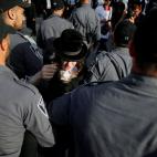 5c8abc592300005400e7132d