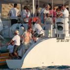 5c8ab9fe360000e01c6bf454