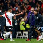 5c8a4dbb20000045046efc44