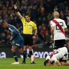 5c8a4dc2250000520680f90a