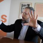 5c8a7552360000ba1a6b7ff9